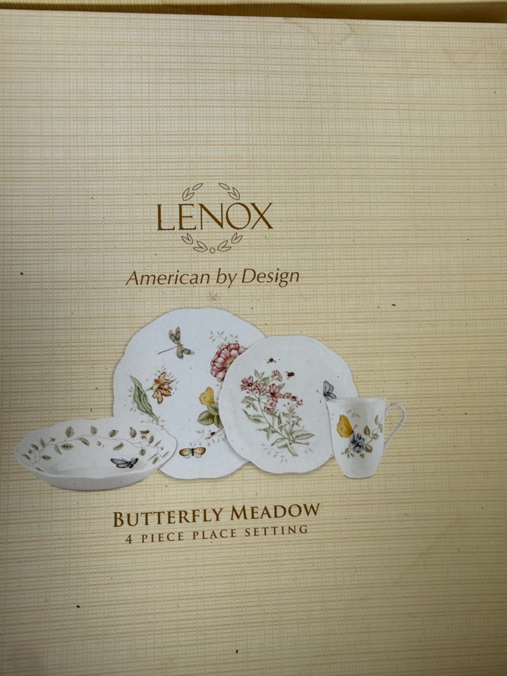 Lenox Butterfly Meadows 4-Piece Dinnerware Set with Floral and Butterfly Accents